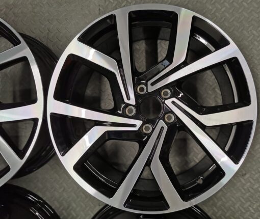 vw polo syenit alloys