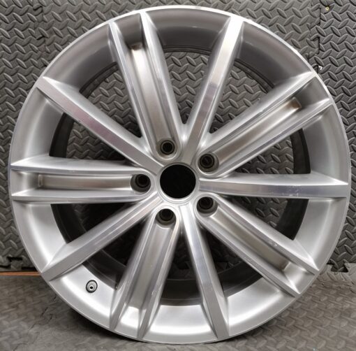 vw golf alloys