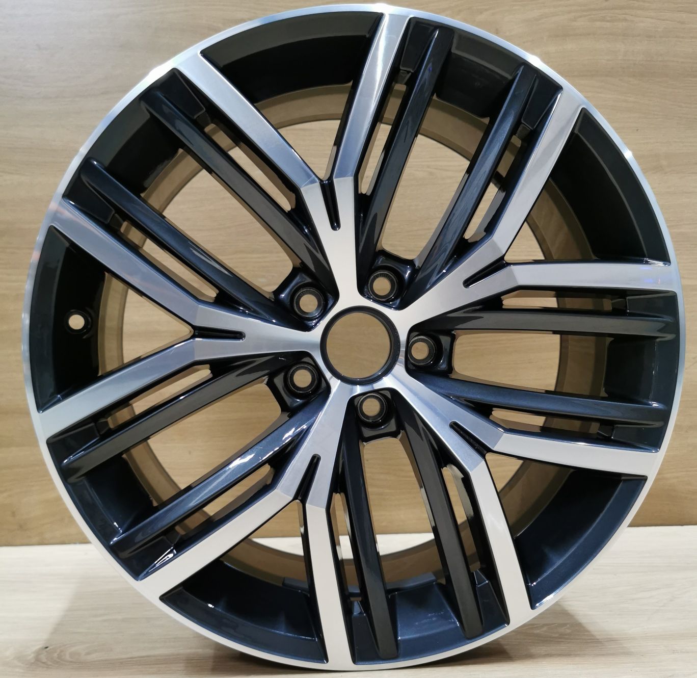 passat alltrack wheels