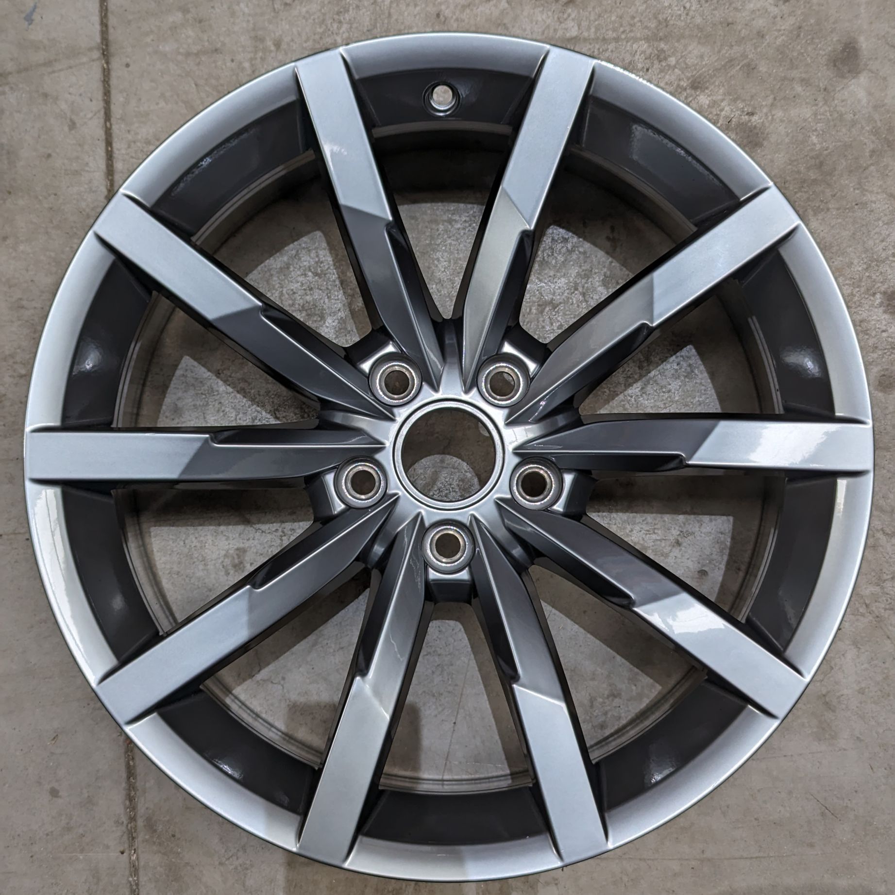 VW Passat 3G – Monterrey 3G0601025Q | OEM Alloy Wheels