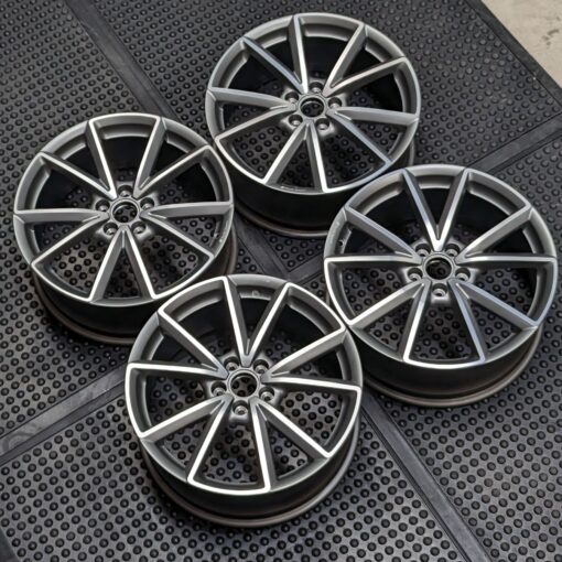 black alloy rims