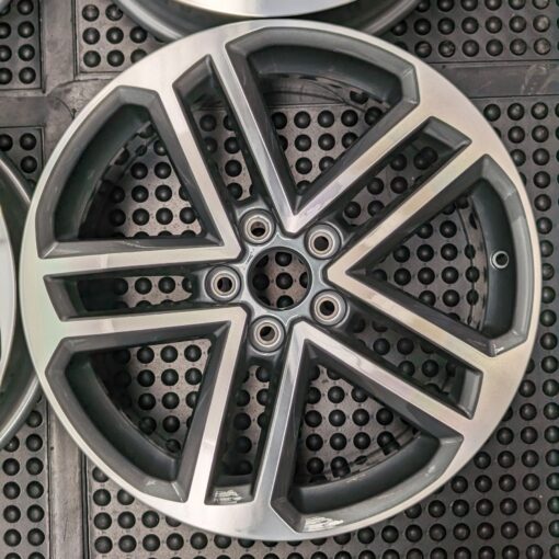 black alloy rims