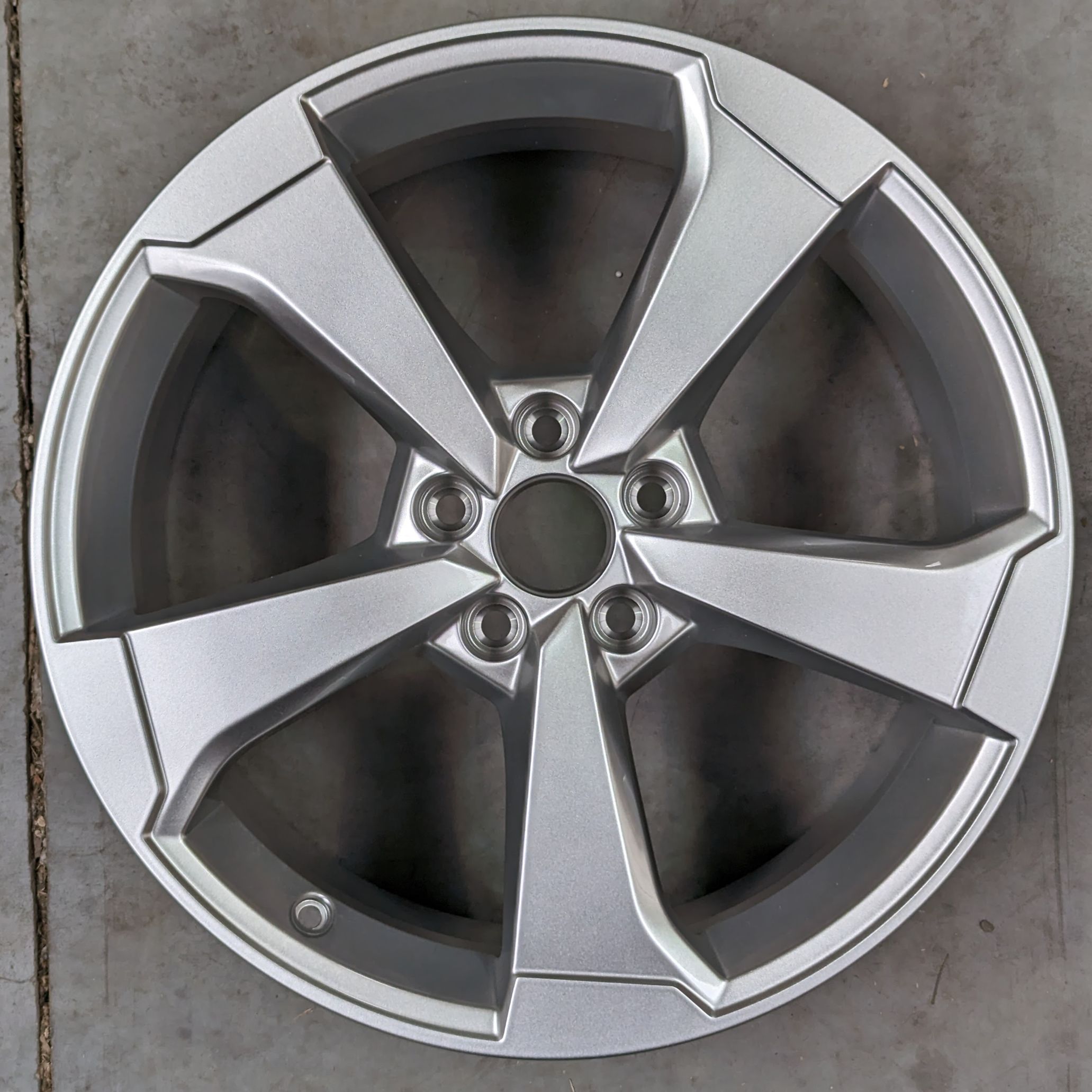 Audi S3 A3 – 8V0601025CE – OEM Alloy Wheels