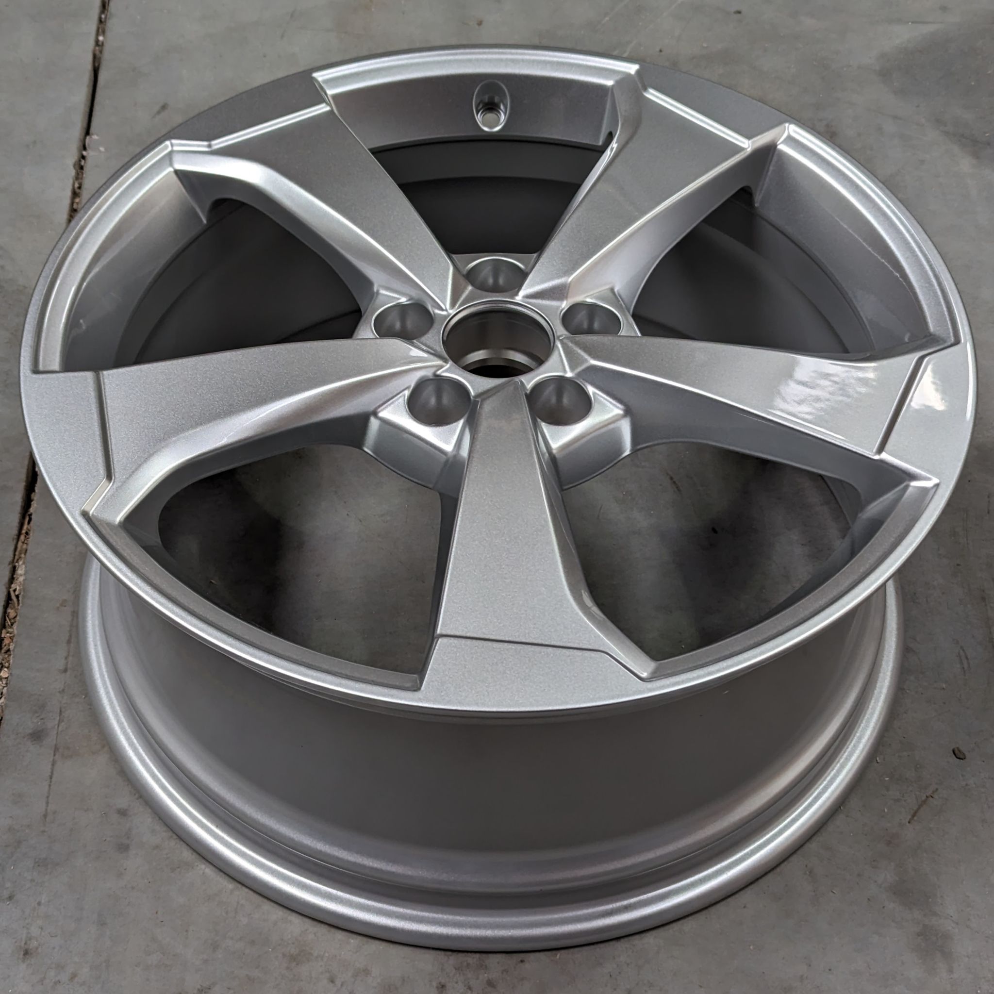 Audi S3 A3 – 8V0601025CE – OEM Alloy Wheels